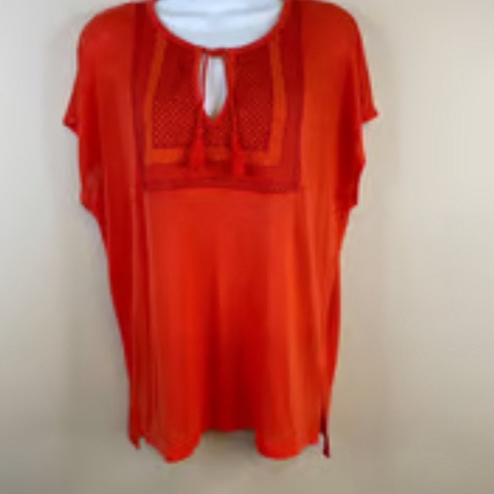 orange tank top